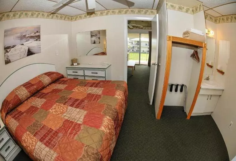 ホテル Friendship Oceanfront Suites