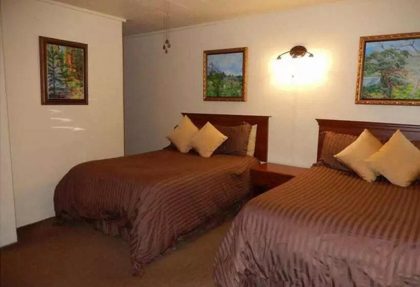 Hotelli The Gateway Restaurant & Lodge