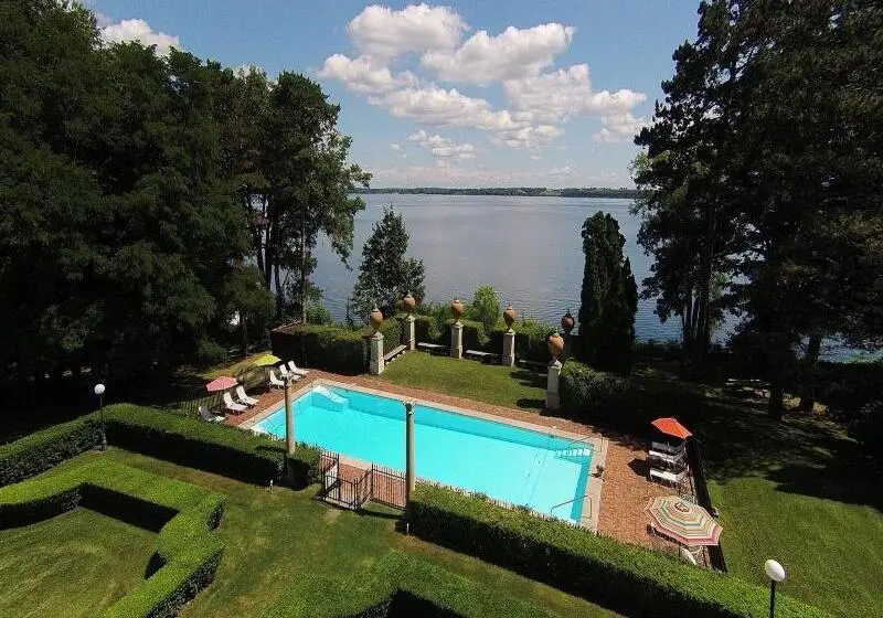 ホテル Geneva On The Lake Boutique Resort