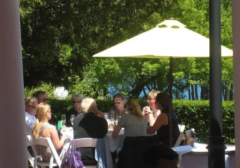 ホテル Geneva On The Lake Boutique Resort