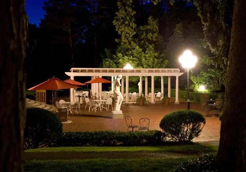 ホテル Geneva On The Lake Boutique Resort
