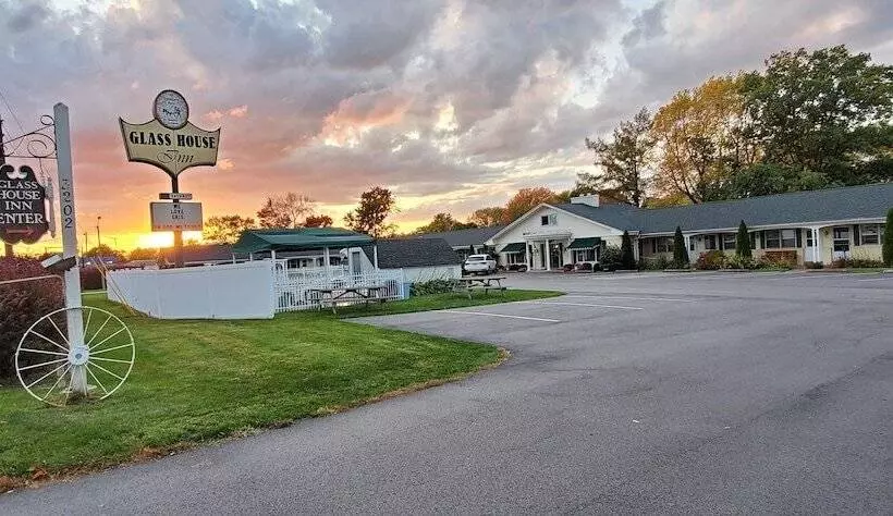 هتل Glass House Inn Erie Near I90 & I79