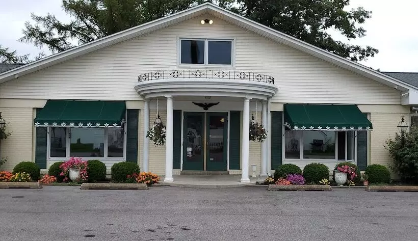 هتل Glass House Inn Erie Near I90 & I79