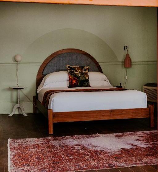 Otel The Frenchmen New Orleans By Kasa