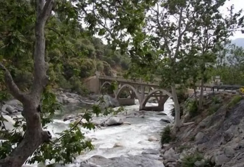 Hotelli The Gateway Restaurant & Lodge