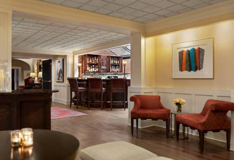 هتل The Glidden House