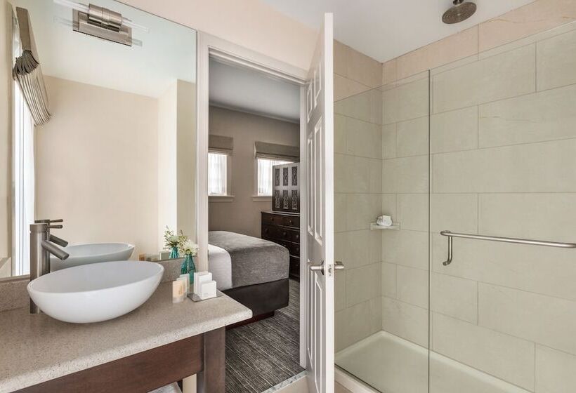 هتل The Glidden House