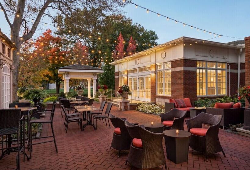 هتل The Glidden House