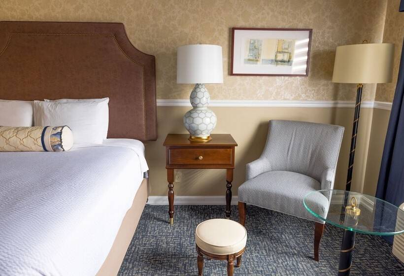 هتل The Glidden House