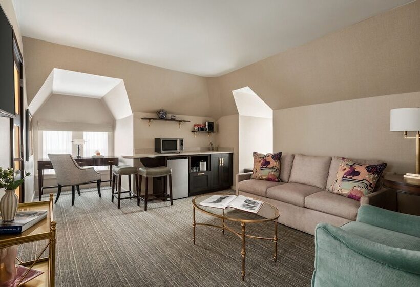 هتل The Glidden House