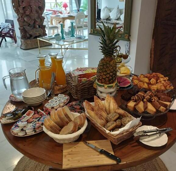 민박 Condesa Del Mar Adults Only