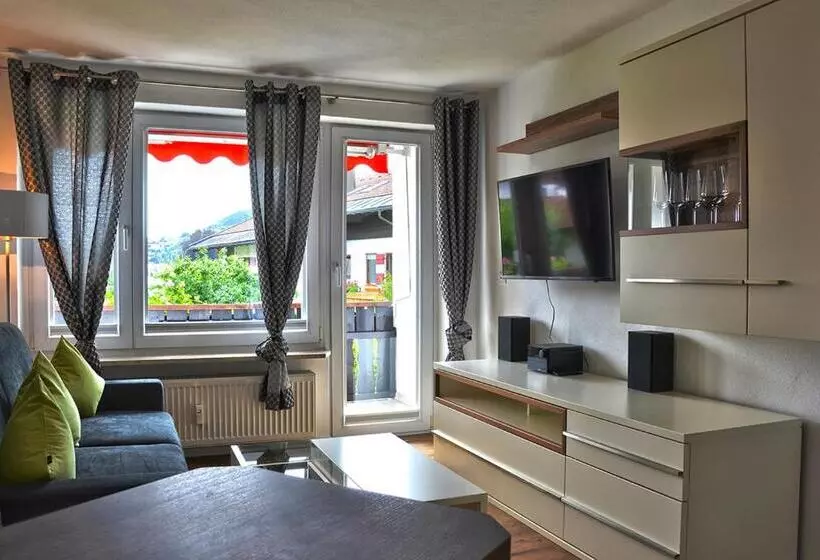Blue Sky Apartment