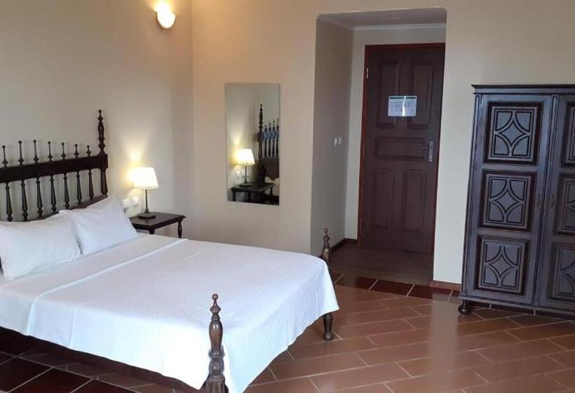 هتل Emoyeni Gardens