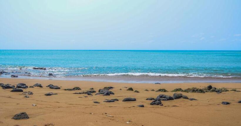 هتل Emoyeni Gardens