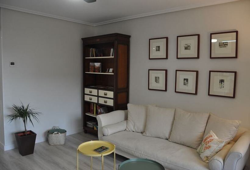 Apartamento La Estambrera