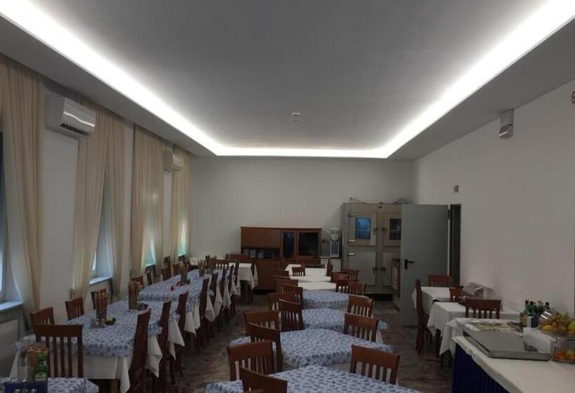 فندق Dea Della Salute