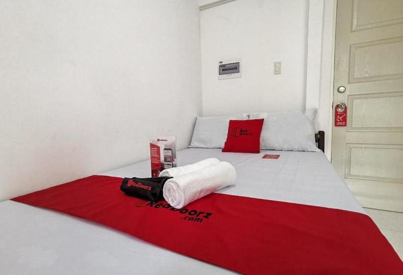 Hotell Reddoorz Near Davao Medical School Foundation