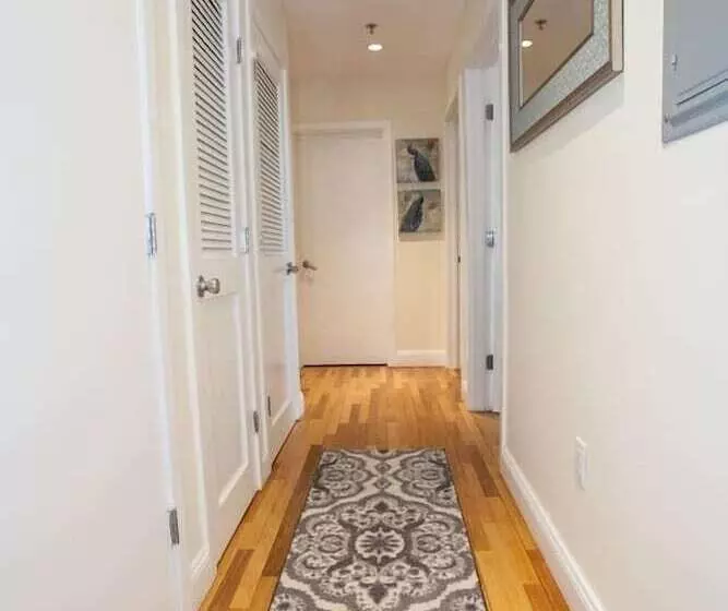 Luxe Condo Back Bay Boston 3 Bedrooms & 2 Baths