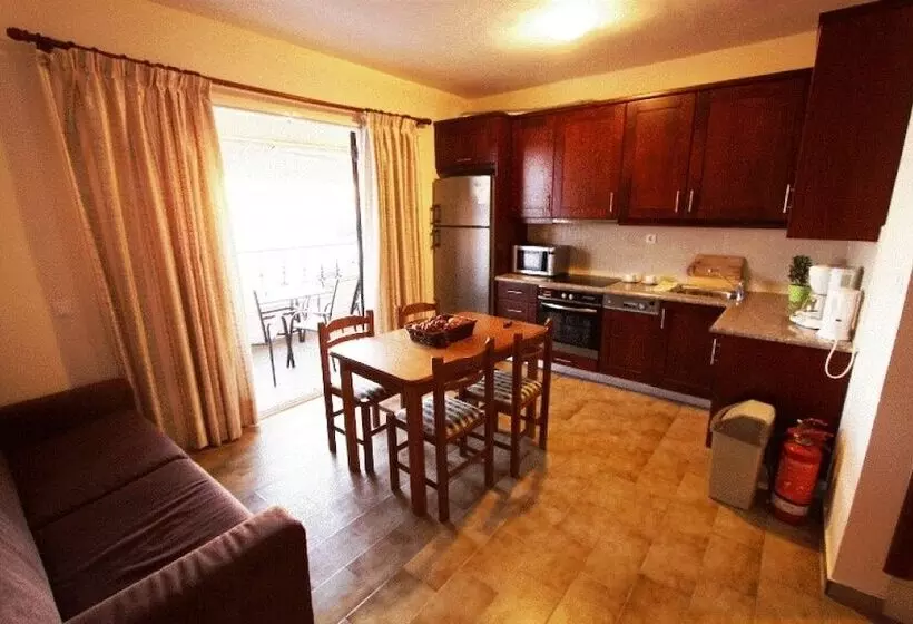 Menigos Type Aa2r No 38 Superior Seaview