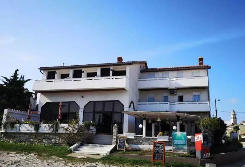 ペンション Villa Finera