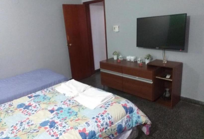 Casa Cerca Del Microcentro Y Costanera