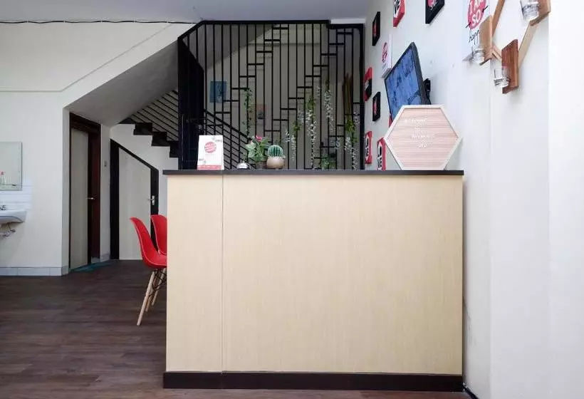 Hotel Oyo 1998 Harmonis