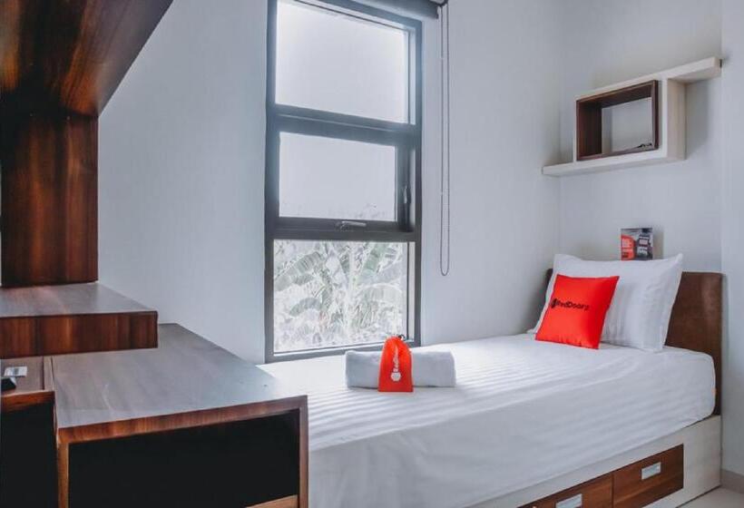 بنسيون Koolkost Syariah @ Sigura Gura Malang