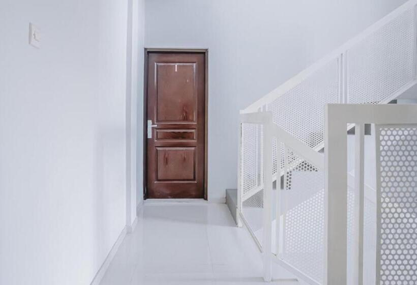 بنسيون Koolkost Syariah @ Sigura Gura Malang