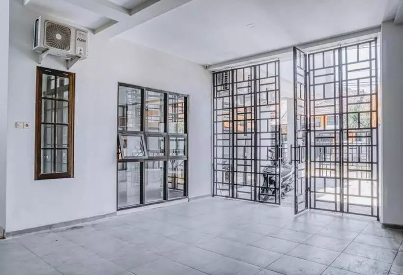 Majatalo Koolkost Syariah @ Sigura Gura Malang