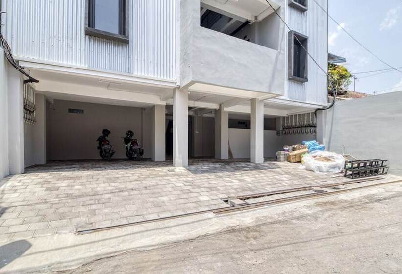 بنسيون Reddoorz Syariah Near Galeria Mall Yogyakarta