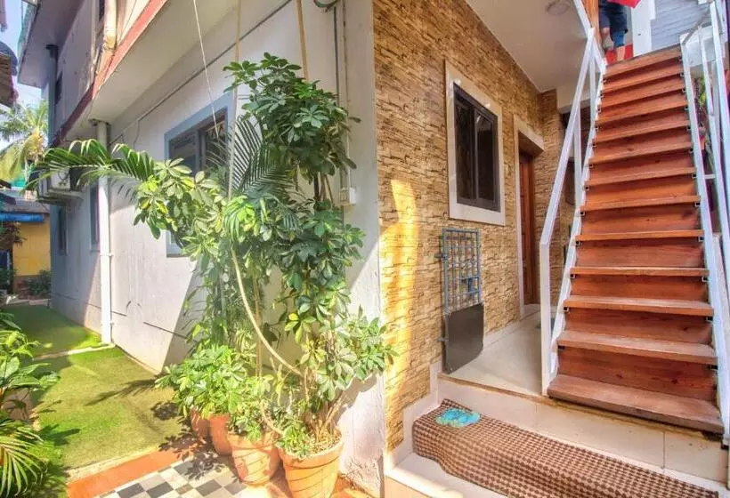 Majatalo Candolim Beach Vaddo 15