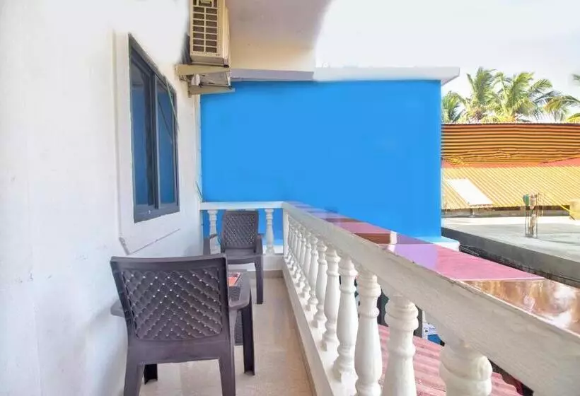 Majatalo Candolim Beach Vaddo 15