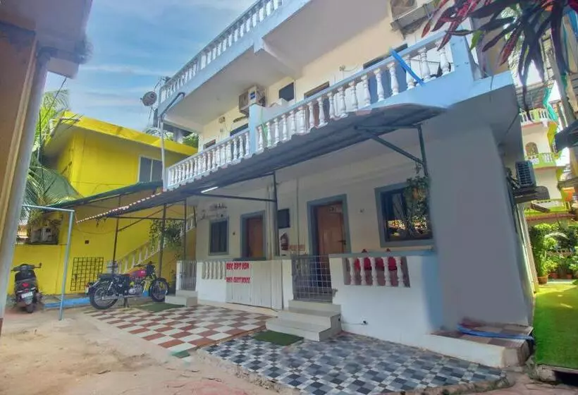 Majatalo Candolim Beach Vaddo 15