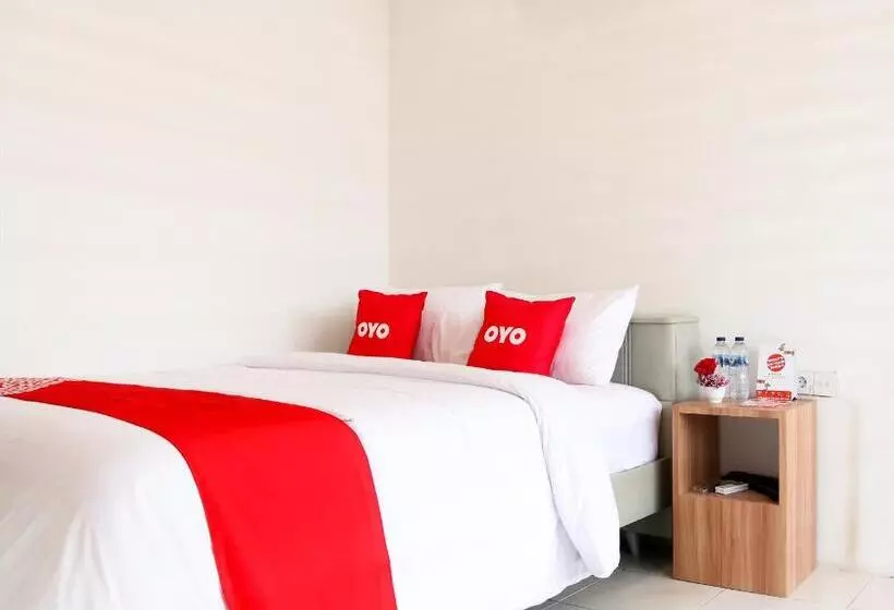 ホテル Oyo 1191 Monalisa Residence And Cafe