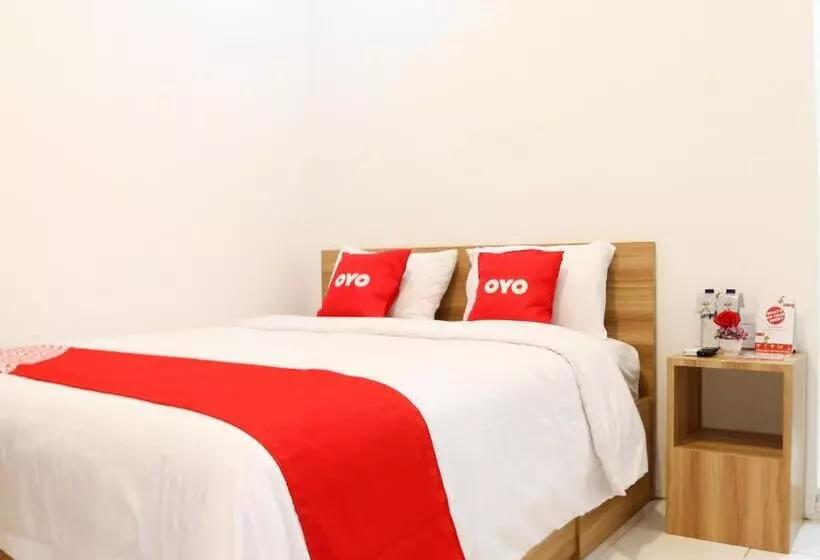 ホテル Oyo 1191 Monalisa Residence And Cafe