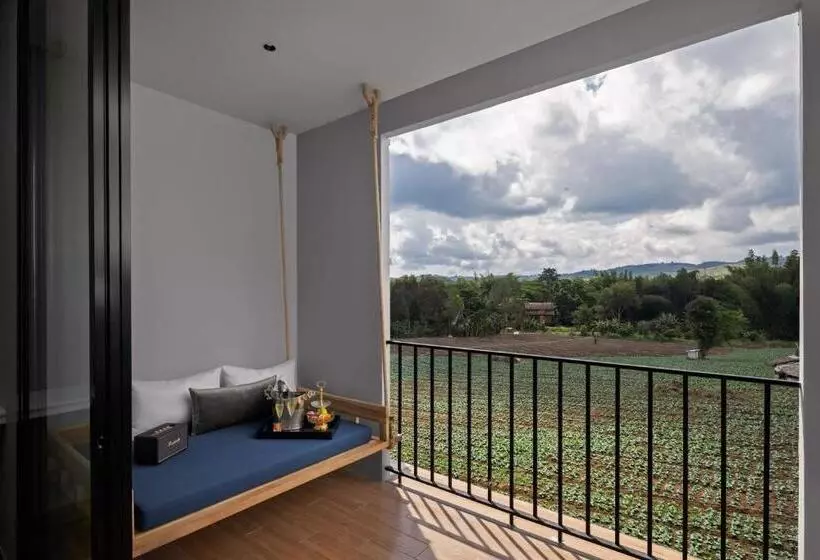 Lomakeskus Sirinati Ban Thung Samo Khao Kho