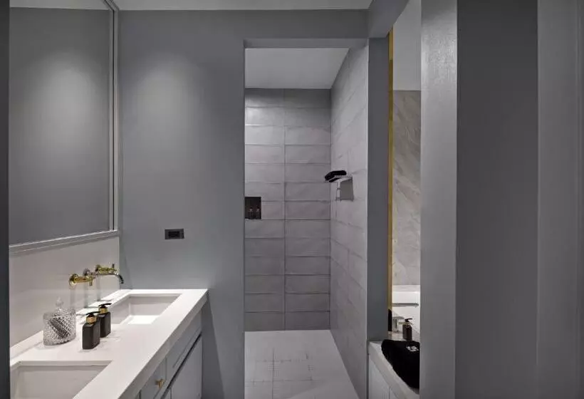 Lomakeskus Sirinati Ban Thung Samo Khao Kho