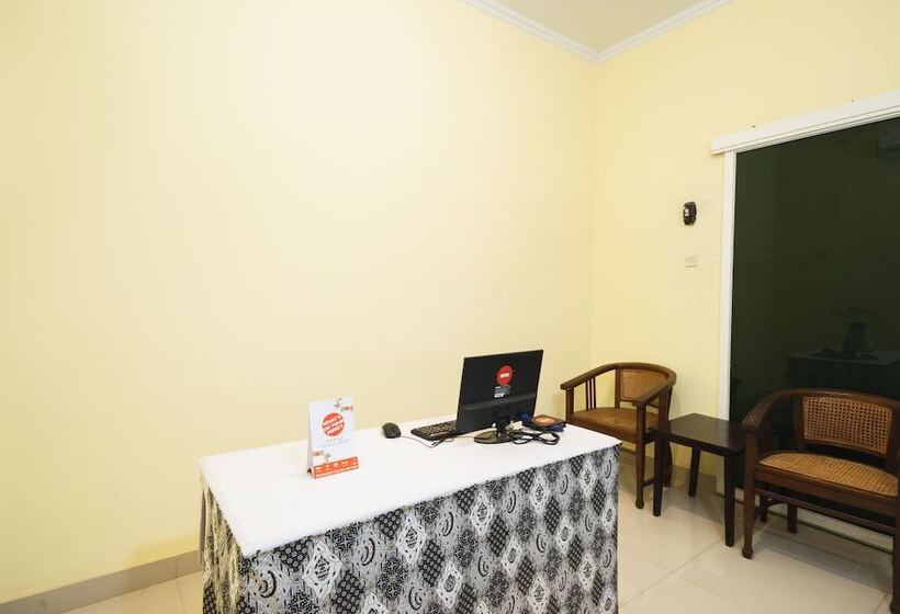 Hotell Oyo 1855 Elise Exclusive Residence