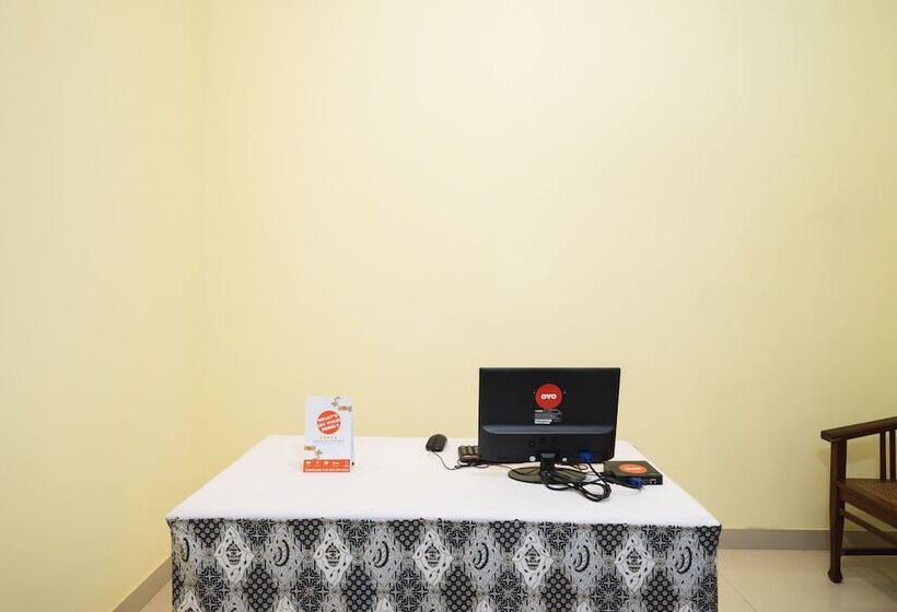 Hotell Oyo 1855 Elise Exclusive Residence