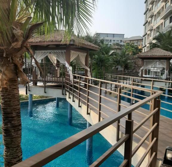 Laguna Beach 3 The Maldives