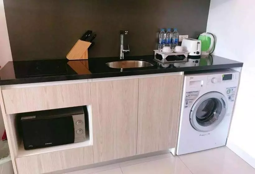 Laguna Beach 3 The Maldives