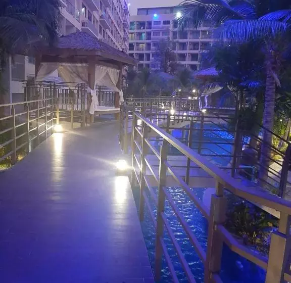 Laguna Beach 3 The Maldives