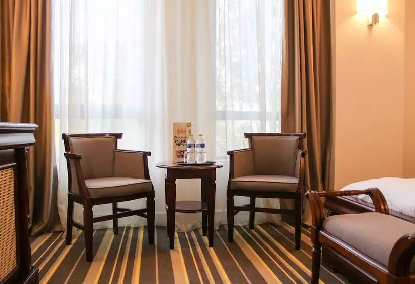 Avenue   Avenue Hotels