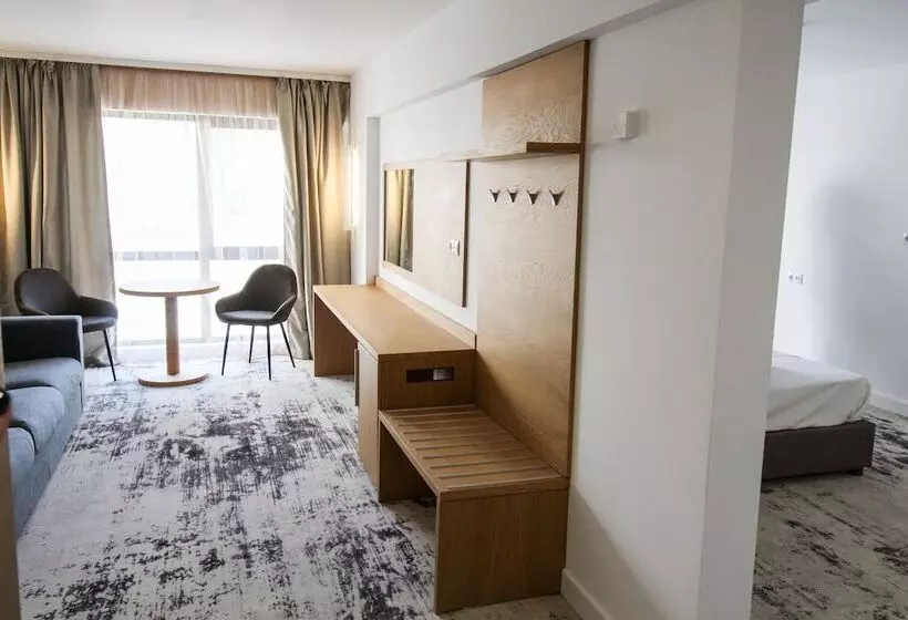 Avenue   Avenue Hotels