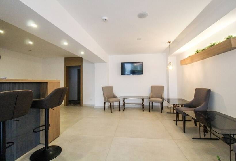 Avenue   Avenue Hotels