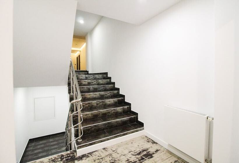 Avenue   Avenue Hotels