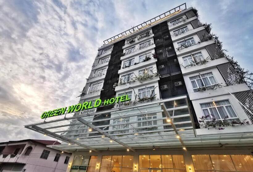 Hotelli Green World