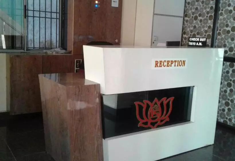 ホテル Laxmi Sadan