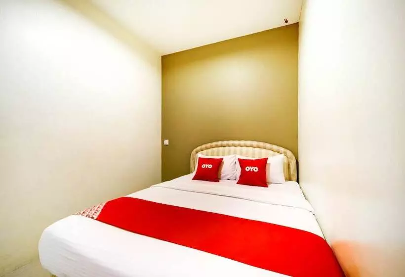 Hotelli Oyo 44053 El Zahra Moda Alor Setar