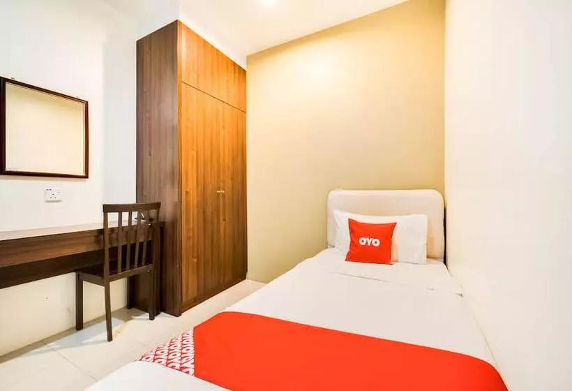 Hotelli Oyo 44053 El Zahra Moda Alor Setar
